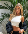 profile of Russian mail order brides Elli Jay