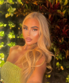 profile of Russian mail order brides Elli Jay