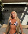 profile of Russian mail order brides Elli Jay