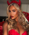 profile of Russian mail order brides Elli Jay