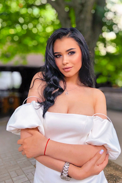 Aleksandra 29 years old Ukraine Kyiv, Russian bride profile, meetbrides.online