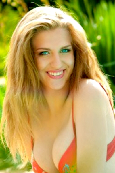 Irina 32 years old Ukraine Mykolaiv, Russian bride profile, meetbrides.online