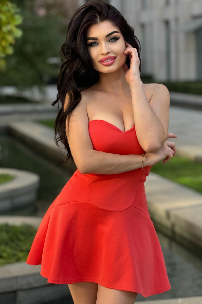 Diana 24 years old Ukraine Dnipro, Russian bride profile, meetbrides.online
