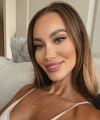 profile of Russian mail order brides Holly Elizabeth
