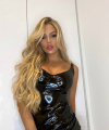 profile of Russian mail order brides Thays Leite
