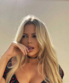 profile of Russian mail order brides Thays Leite