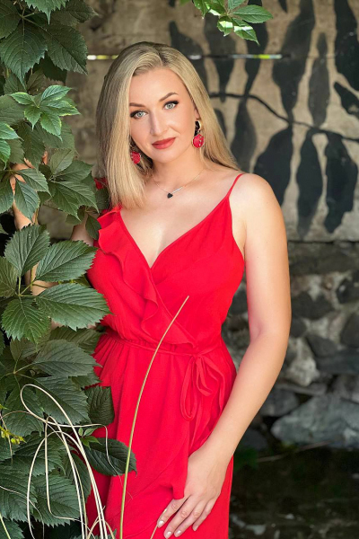 Anna 41 years old Ukraine Rivne, Russian bride profile, meetbrides.online