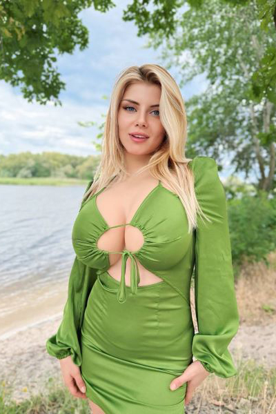 Veronika 30 years old Ukraine Kyiv, Russian bride profile, meetbrides.online