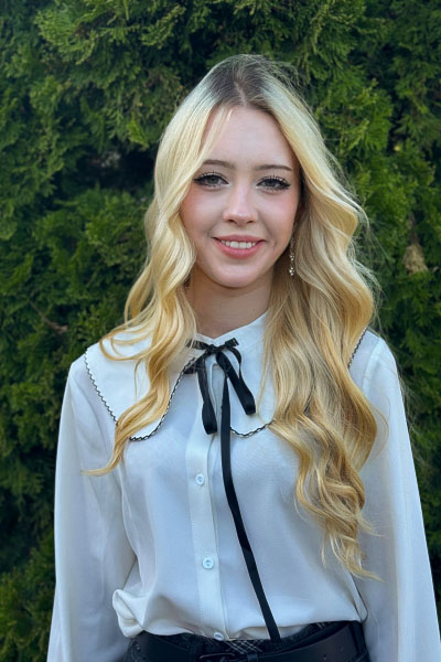 Yuliya 22 years old Ukraine Cherkasy, Russian bride profile, meetbrides.online