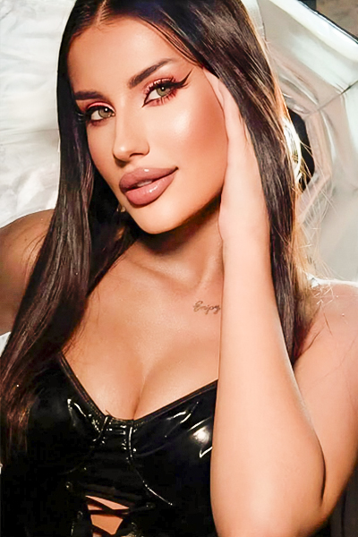 Polina 23 years old Ukraine Kharkiv, Russian bride profile, meetbrides.online