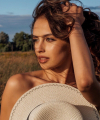 profile of Russian mail order brides Darya