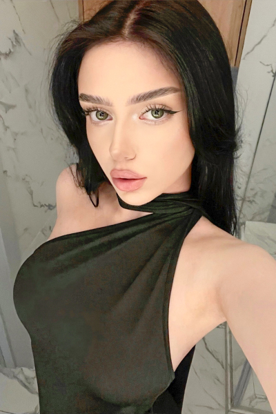 Oryna 18 years old Germany Berlin, Russian bride profile, meetbrides.online
