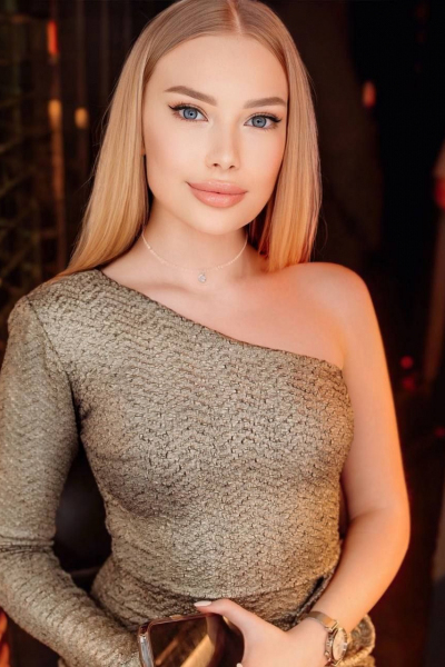 Emiliya 23 years old Moldova Kishinev, Russian bride profile, meetbrides.online