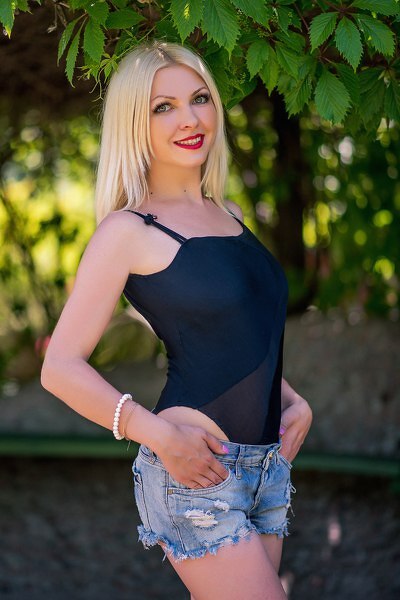 Valentina 37 years old Ukraine Kherson, Russian bride profile, meetbrides.online