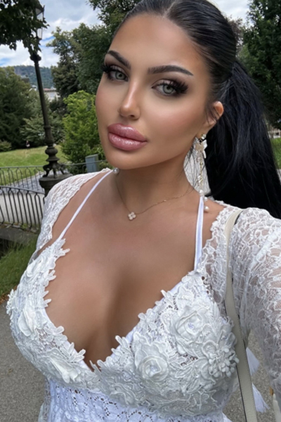 Magdalena, 23