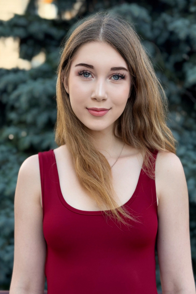 Alisa, 18