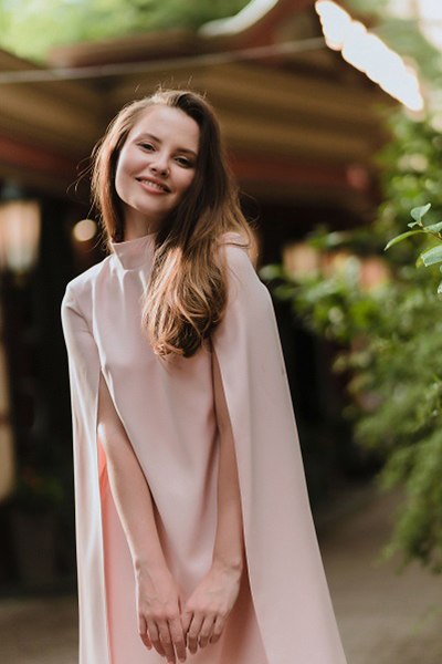 Yuliya, 33