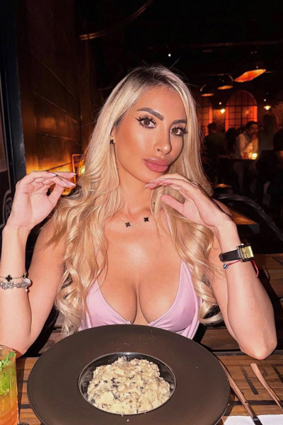 Rosario, 32