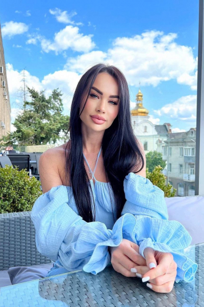 Hanna, 35