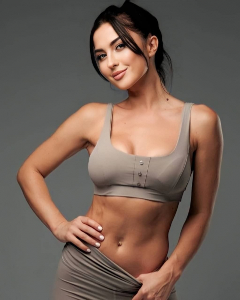 Irina, 40