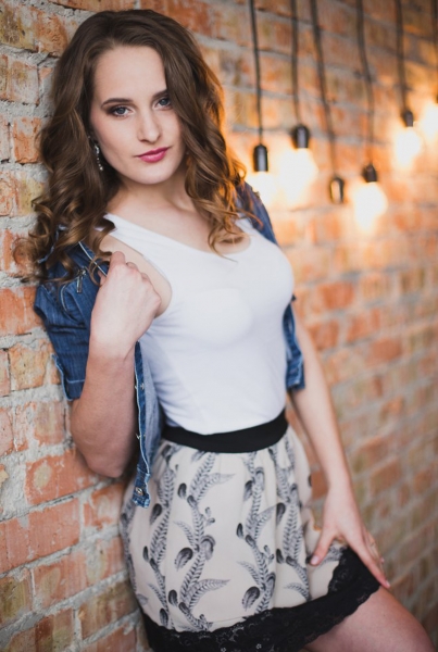 Elena 28 years old Ukraine Mykolaiv, Russian bride profile, meetbrides.online
