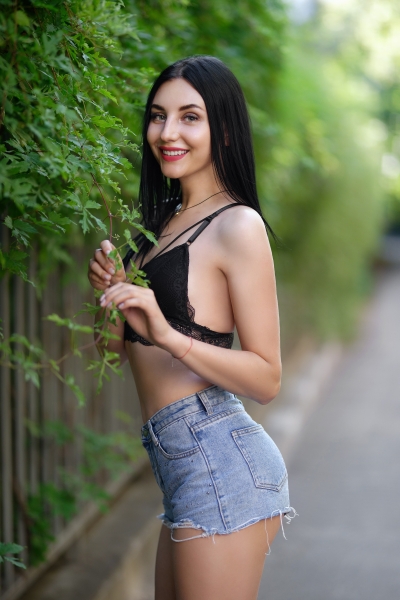 Kristina 32 years old Ukraine Zaporizhzhia, Russian bride profile, meetbrides.online