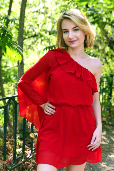 Helena 24 years old Ukraine Cherkassy, Russian bride profile, meetbrides.online