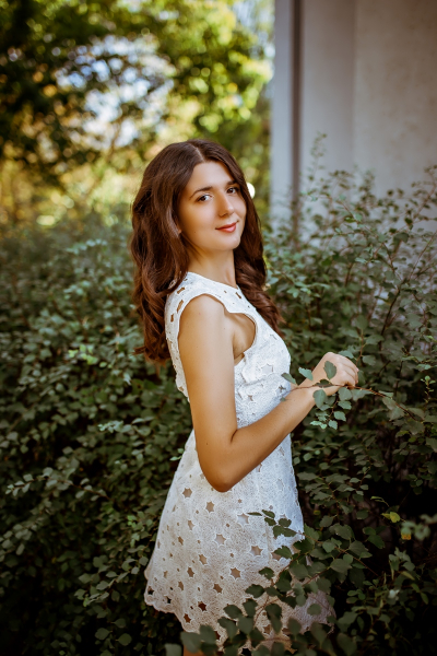 Yuliya 25 years old Ukraine Zaporizhzhia, Russian bride profile, meetbrides.online