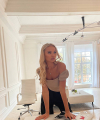 profile of Russian mail order brides Dina