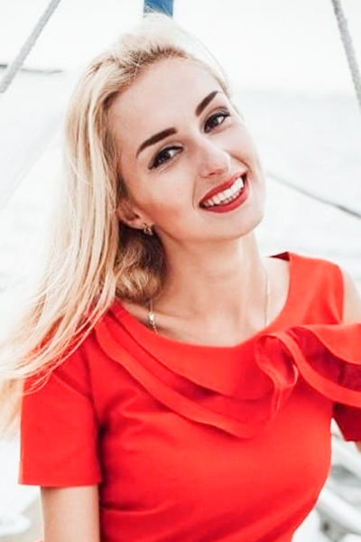 Kateryna 32 years old Ukraine Cherkasy, Russian bride profile, meetbrides.online