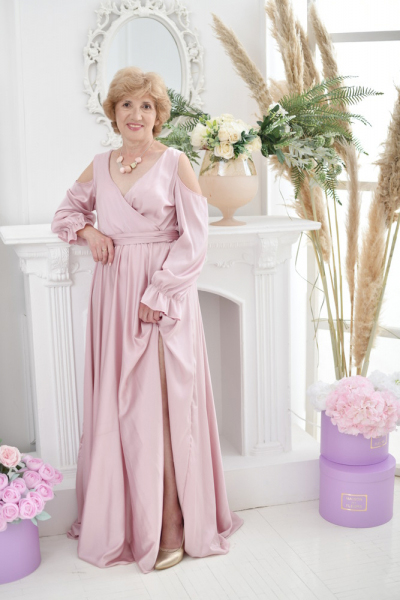 Svetlana 65 years old Ukraine , Russian bride profile, meetbrides.online