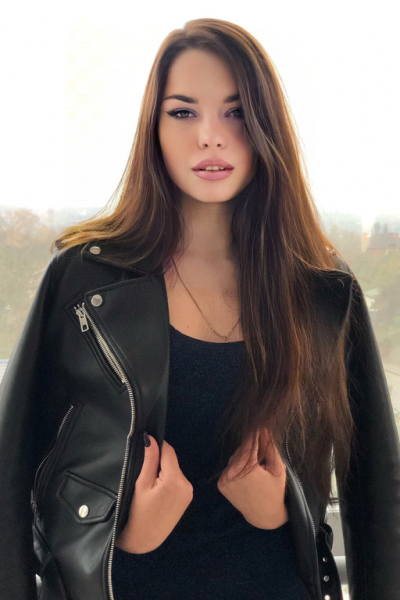 Yana 29 years old Ukraine Dnipro, Russian bride profile, meetbrides.online